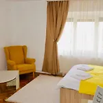 Διαμέρισμα Joy Prefectura 1