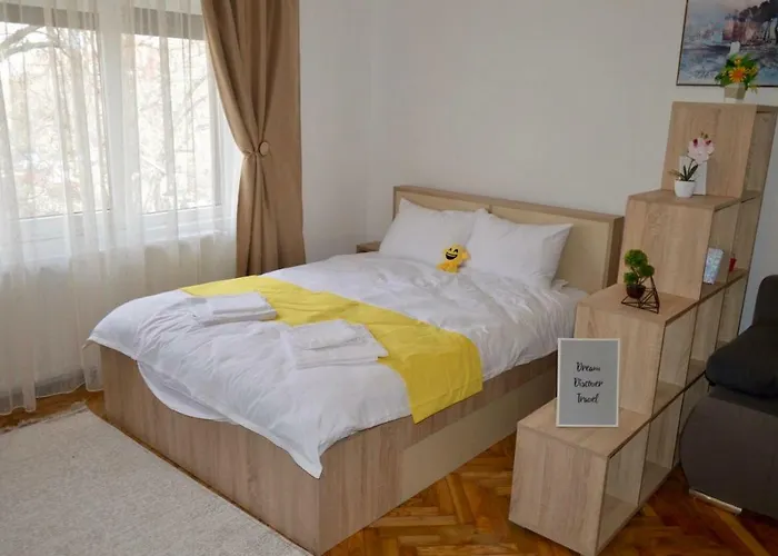 Apartment Joy Prefectura 1 *